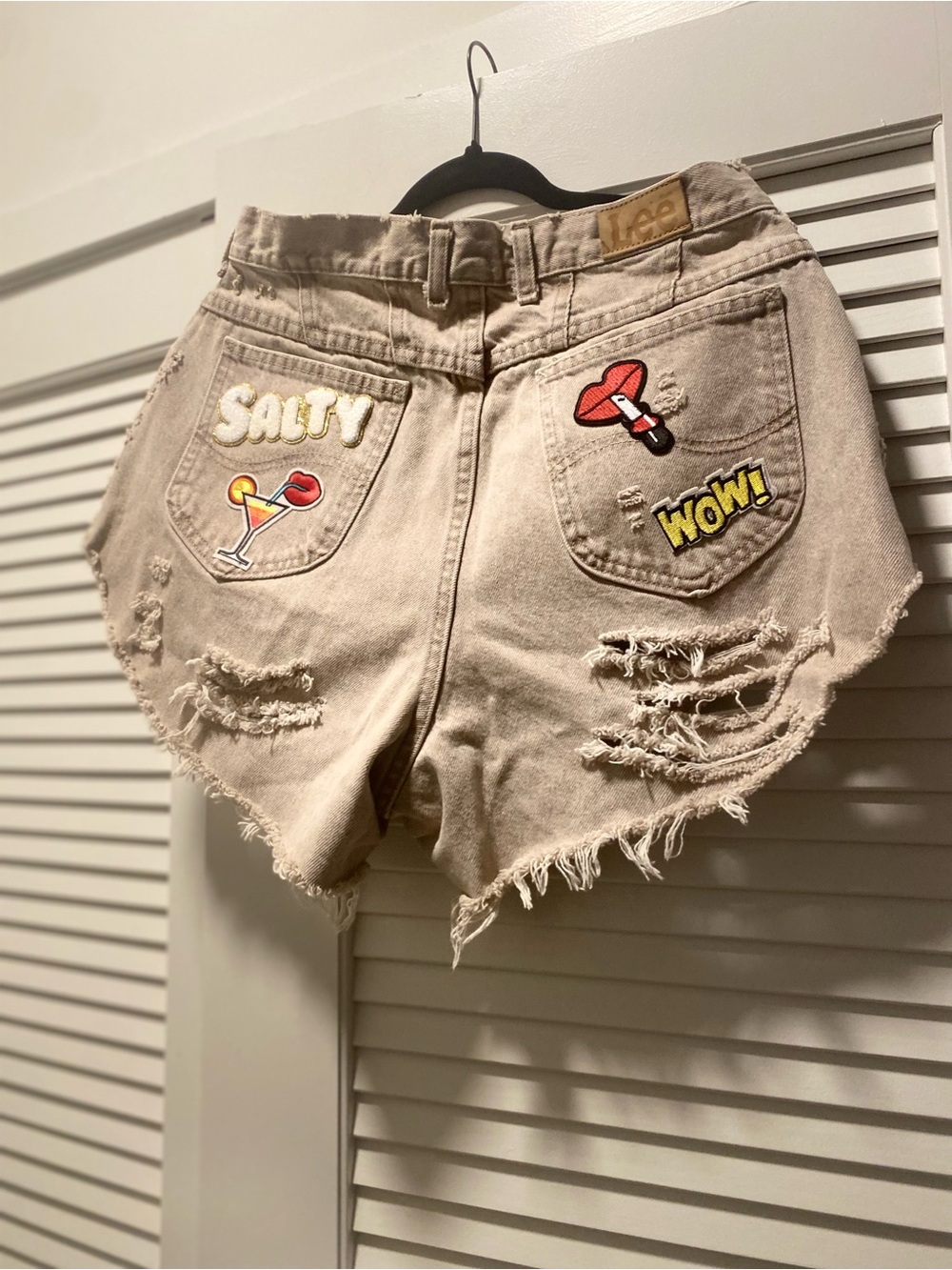 Lee Beige Distressed Denim Shorts with Embroidered Patches